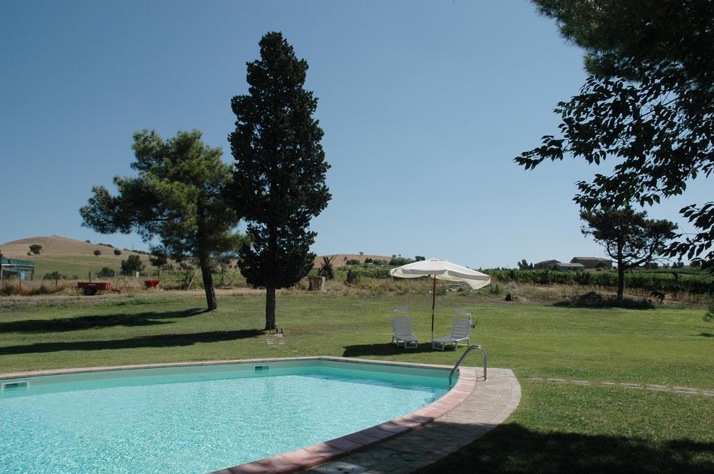 Agriturismo Pian Dei Pini มอนเตียโน ภายนอก รูปภาพ